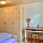 Sonnige 2-5-zimmer An Ruhiger Lage By Interhome