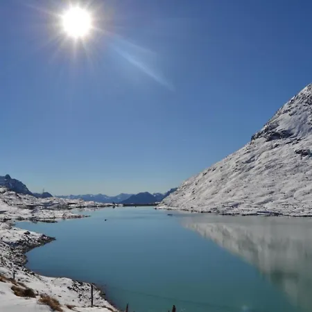 Appartamento Sonnige 2-5-zimmer An Ruhiger Lage By Interhome