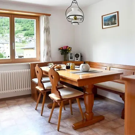 Sonnige 2-5-zimmer An Ruhiger Lage By Interhome Διαμέρισμα Poschiavo