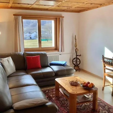 Διαμέρισμα Sonnige 2-5-zimmer An Ruhiger Lage By Interhome *