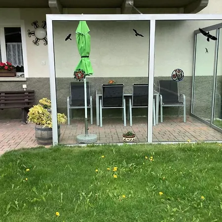 Sonnige 2-5-zimmer An Ruhiger Lage By Interhome *