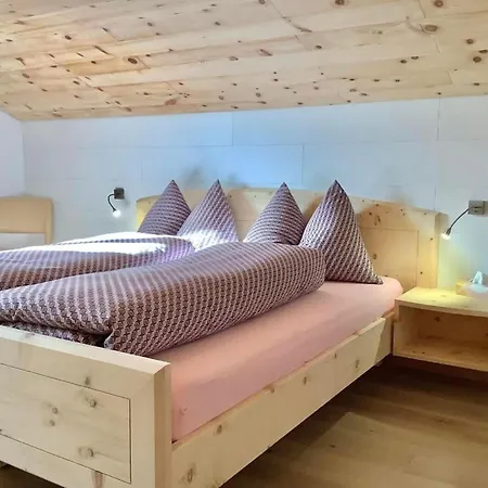 Sonnige 2-5-zimmer An Ruhiger Lage By Interhome *